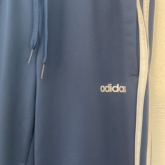 Adidas warm up pants - Picture 2 of 6